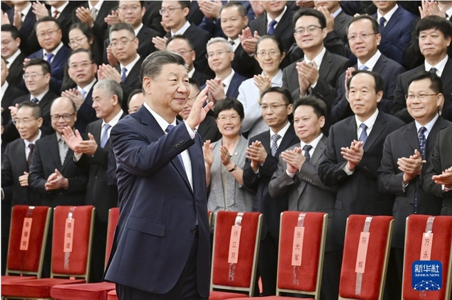 習(xí)近平在接見探月工程嫦娥六號任務(wù)參研參試人員代表時發(fā)表重要講話強調(diào) 再接再厲乘勢而上 加快建設(shè)航天強國