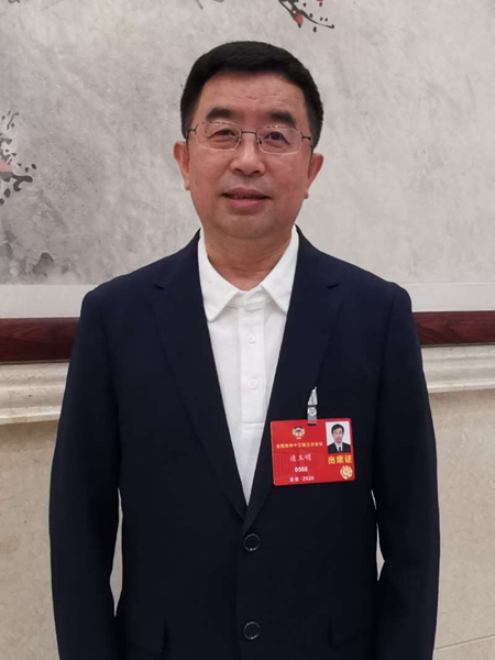 委員編《數典》 兩會獻好書