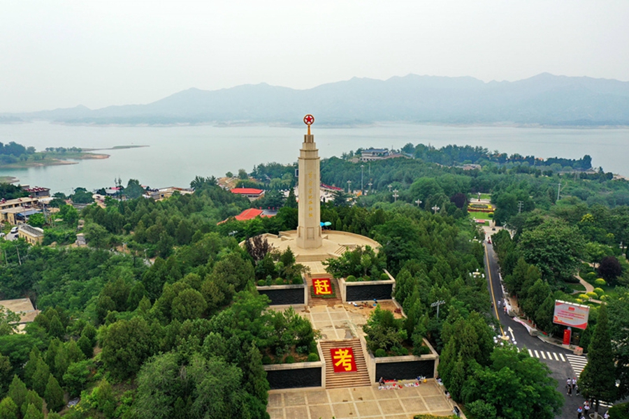 在習近平的領航下奮進前行