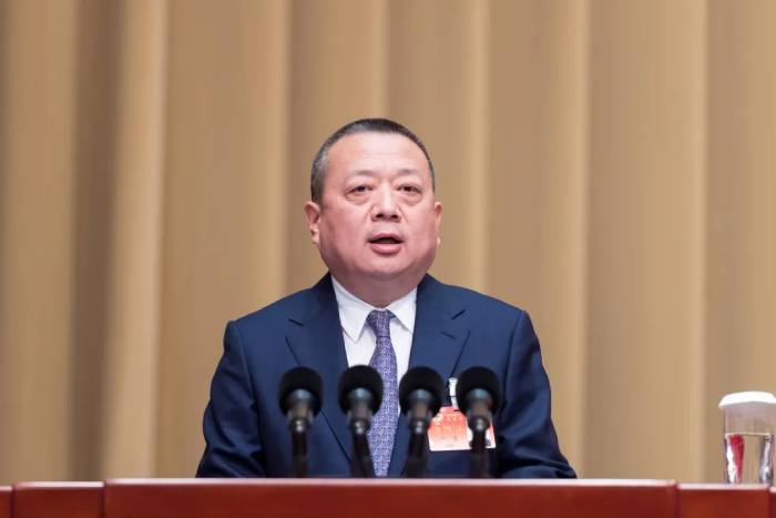 葉青常委代表全國工商聯的發言:聽黨話感黨恩跟黨走 奮力譜寫新時代民營經濟發展新輝煌