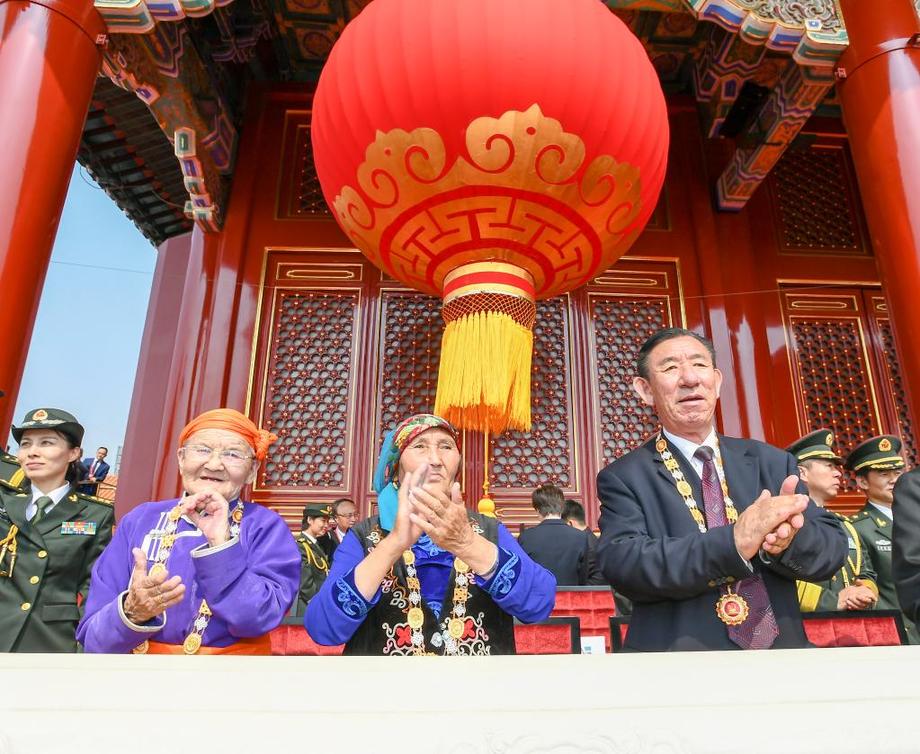 6年前通過的這部法律,規(guī)定了國家最高榮譽(yù)