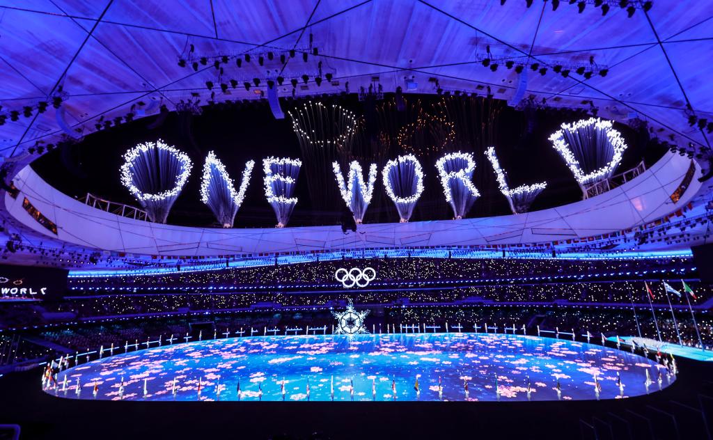 今夜,我們依依惜別,擁抱未來——北京2022年冬奧會閉幕式側記