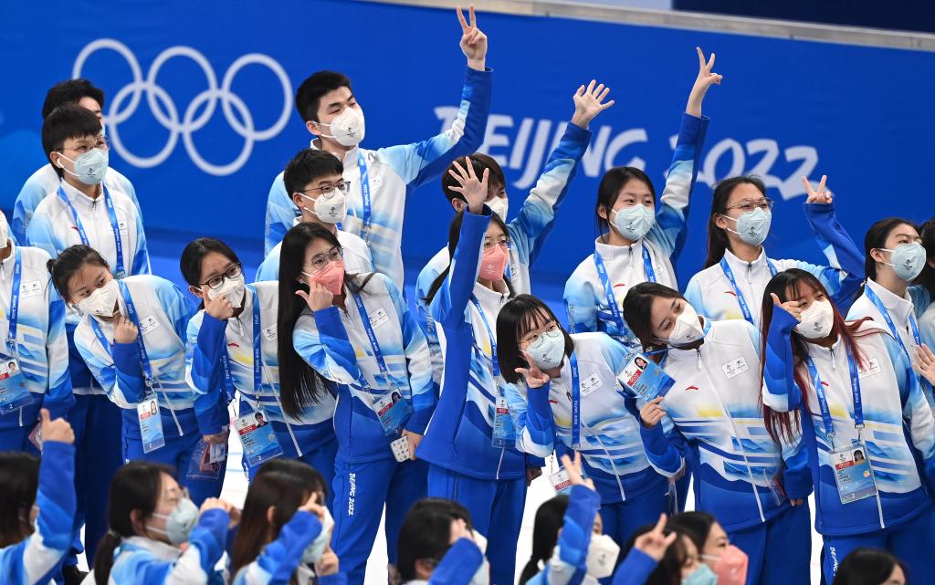 今夜,我們依依惜別,擁抱未來——北京2022年冬奧會閉幕式側記