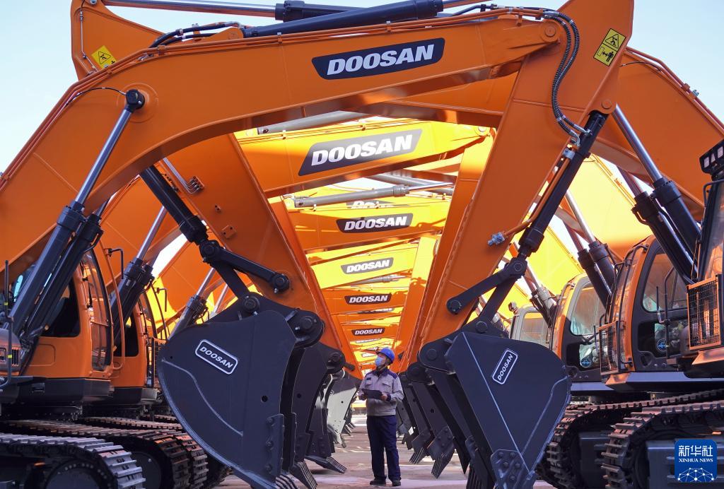 砥礪前行 共創(chuàng)未來(lái)——2022新開(kāi)局看“奮進(jìn)中國(guó)”新圖景