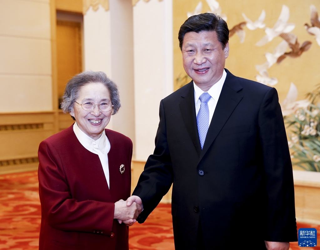 何魯麗同志遺體在京火化 習近平栗戰書汪洋等到八寶山革命公墓送別