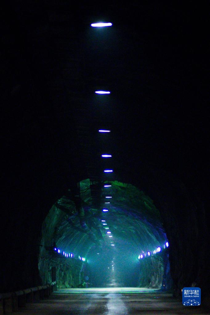 非凡十年:中國的十個維度