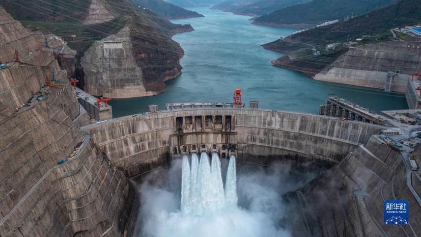 非凡十年:中國的十個維度