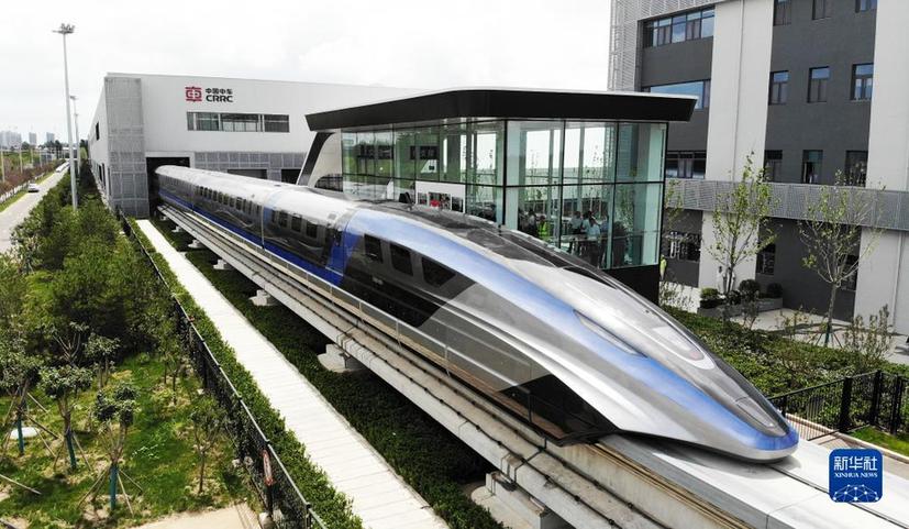 非凡十年:中國的十個維度