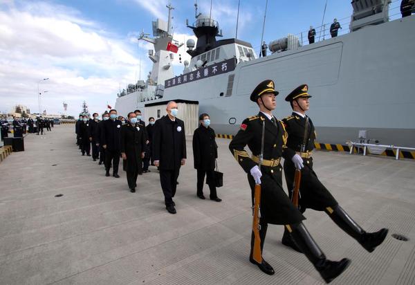 江澤民同志骨灰撒入江海 3