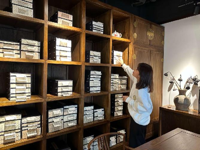 讓閱讀抵達更廣闊人群——多地打造提升城市公共閱讀空間觀察 新華全媒+|讓閱讀抵達更廣闊人群——多地打造提升城市公共閱讀空間觀察