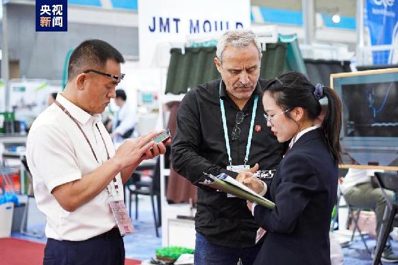 以創新精神和開放姿態與世界同行——寫在第133屆廣交會閉幕之際