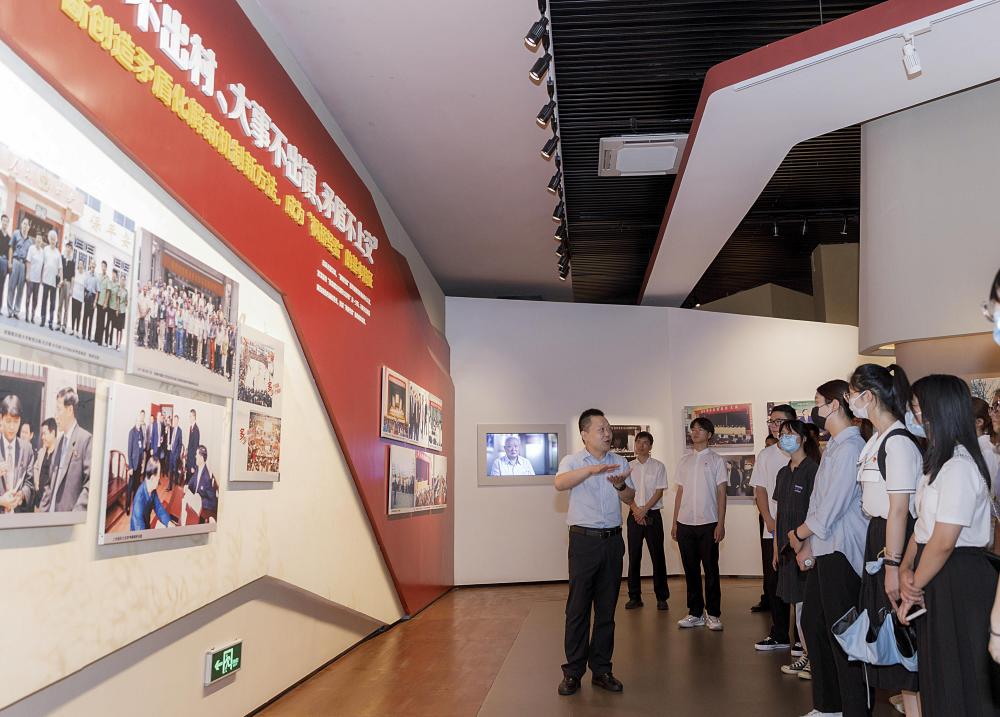 “始終干在實處、走在前列、勇立潮頭”——習近平總書記考察浙江紀實