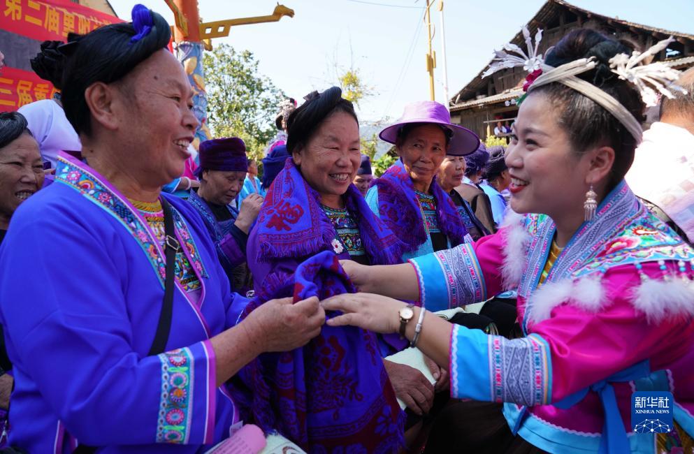 多彩活動迎重陽