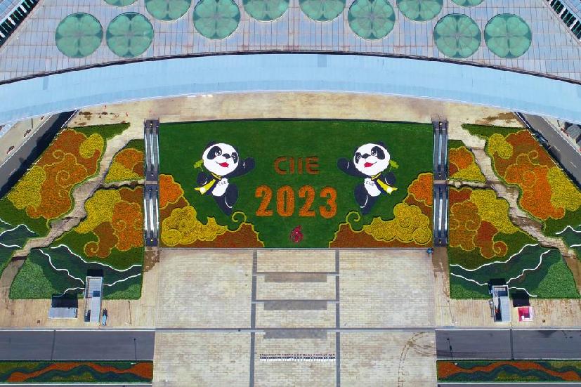 第六屆進博會場館景觀裝飾全面“定妝”