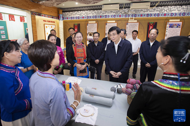 王滬寧在廣西調(diào)研時強調(diào) 鑄牢中華民族共同體意識 切實做好新時代黨的民族工作