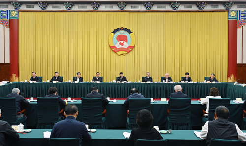 全國(guó)政協(xié)召開(kāi)雙周協(xié)商座談會(huì) 圍繞“實(shí)施自由貿(mào)易試驗(yàn)區(qū)提升戰(zhàn)略”協(xié)商議政 王滬寧主持 (審定稿)第十八次雙周協(xié)商座談會(huì)(4517497)-20240511073733