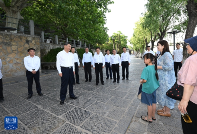 習近平:堅定信心推動高質量發展高效能治理 奮力譜寫中原大地推進中國式現代化新篇章