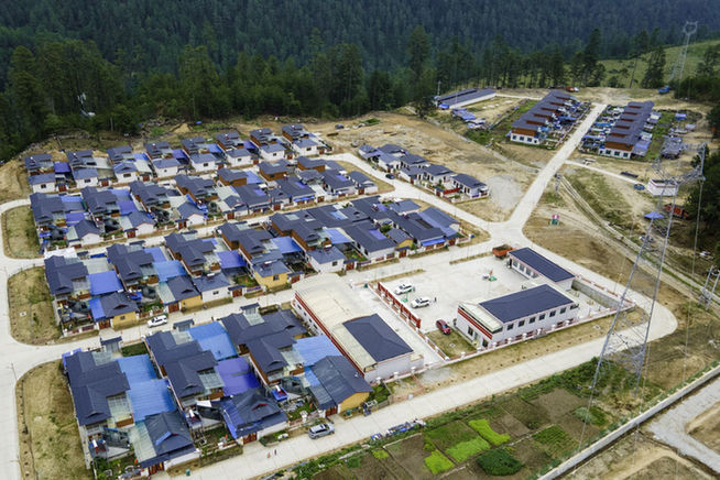 抓好“四件大事” 譜寫高原新篇