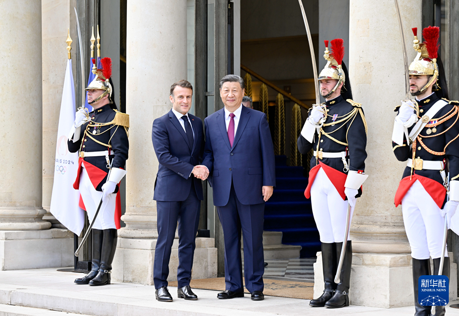 習近平同法國總統馬克龍、歐盟委員會主席馮德萊恩舉行中法歐領導人三方會晤