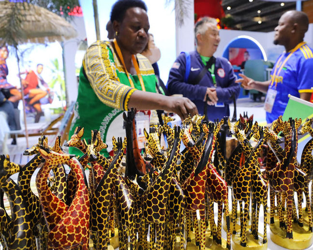 與時(shí)偕行天地寬——第七屆中國國際進(jìn)口博覽會(huì)觀察