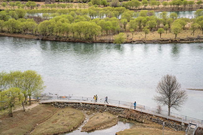 以習近平同志為核心的黨中央情系雪域兒女擘畫西藏發展紀實
