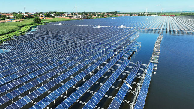 接續奮斗向未來——各地干部群眾在四中全會精神指引下奮力拼搏譜新篇